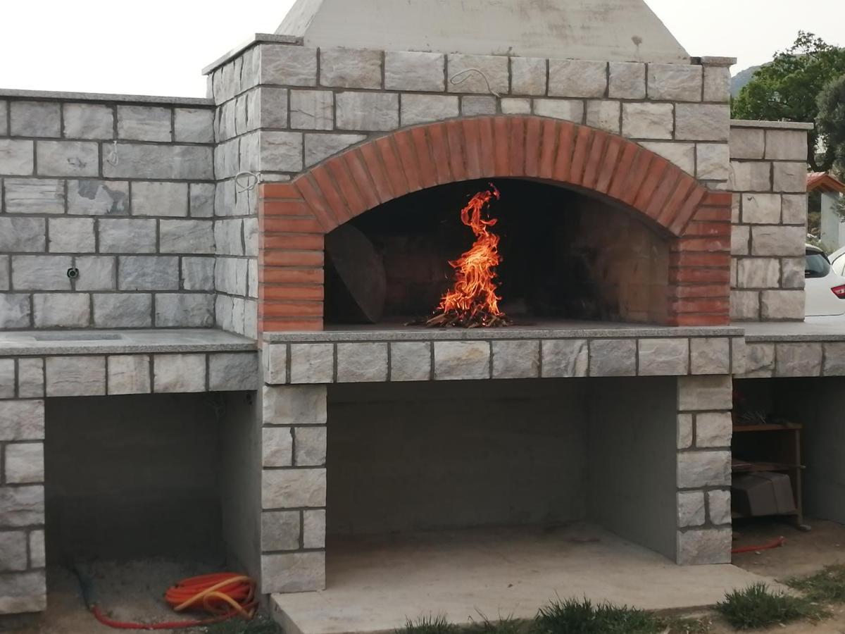 Lana I Natali Apartment Kastela Bagian luar foto