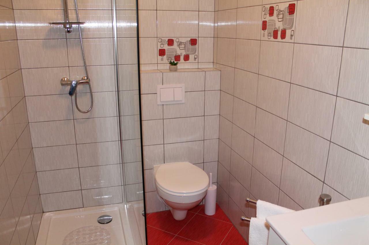 Lana I Natali Apartment Kastela Bagian luar foto