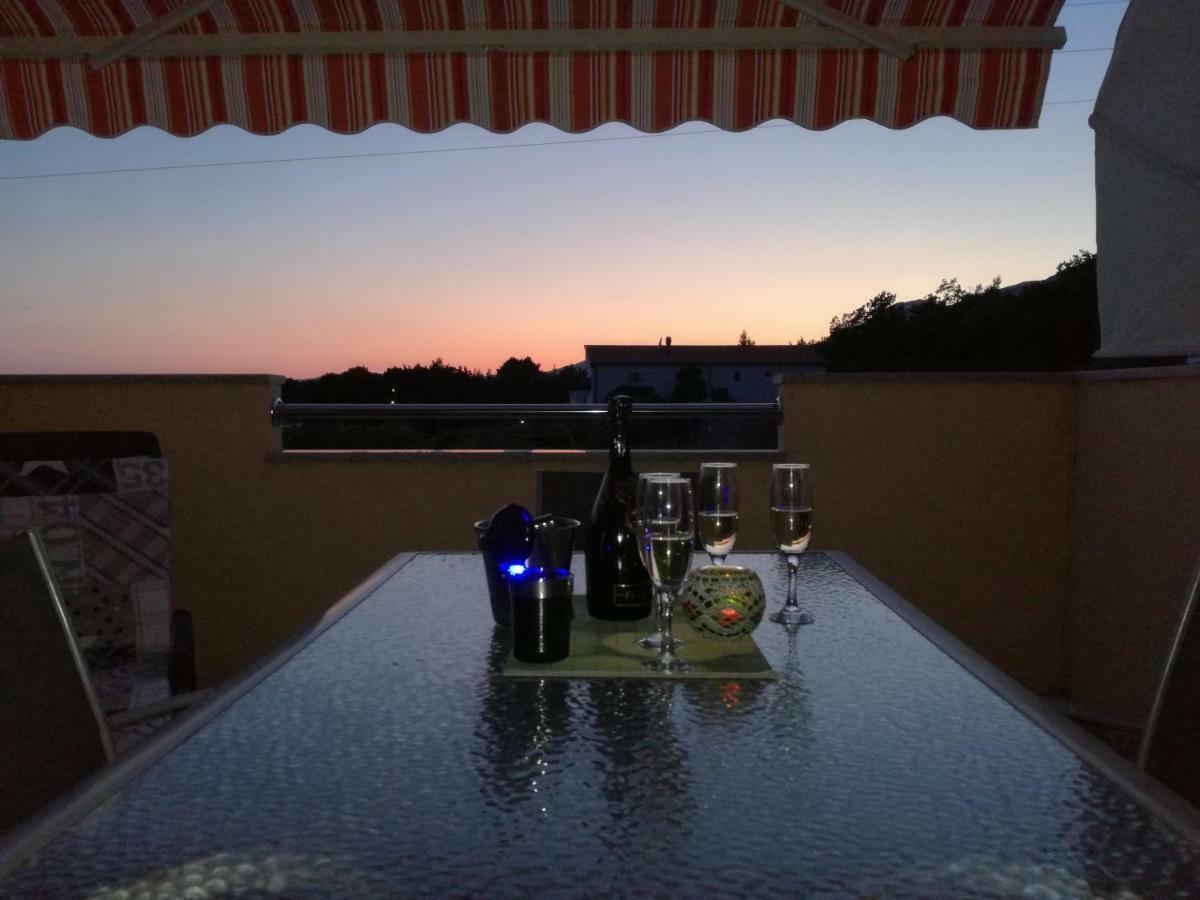 Lana I Natali Apartment Kastela Bagian luar foto